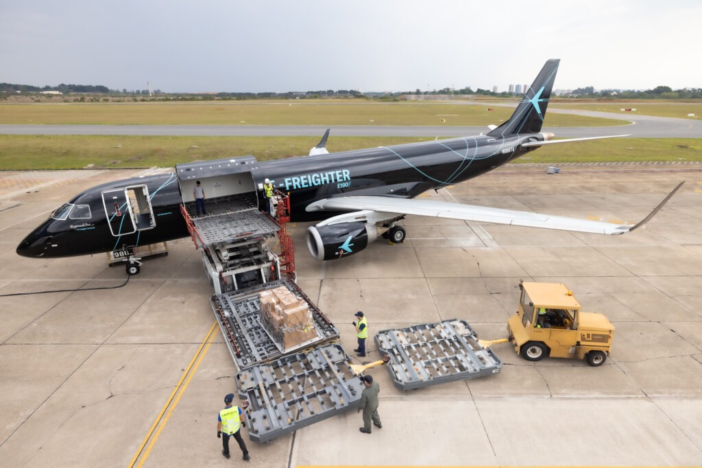 Avion cargo BermudAir
